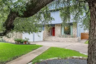 1703 Fawn Dr, Austin, TX 78741 - Photo 9