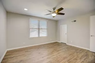 2507 Rogge Ln, Austin, TX 78723 - Photo 25