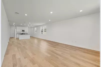 104 Eagle Valley Drive, Elgin, TX 78621 - Photo 7