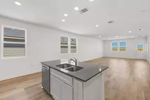 104 Eagle Valley Dr, Elgin, TX 78621 - Photo 5