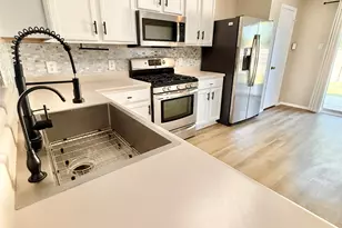 13000 Maidenhair Tr, Elgin, TX 78621 - Photo 11