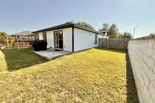 13000 Maidenhair Tr, Elgin, TX 78621 - Photo 5