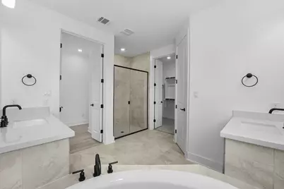 229 Belanger Canyon Drive, Liberty Hill, TX 78642 - Photo 13