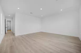 229 Belanger Cyn Dr, Liberty Hill, TX 78642 - Photo 9