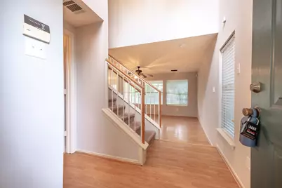 15509 Miss Adriennes Path, Pflugerville, TX 78660 - Photo 5