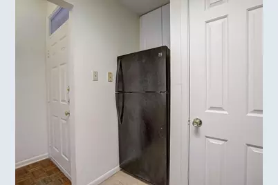 711 W 21st Street #206, Austin, TX 78705 - Photo 7