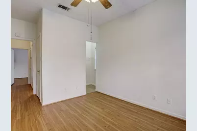 711 W 21st Street #206, Austin, TX 78705 - Photo 11