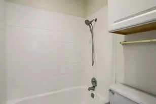 711 W 21st St, Austin, TX 78705 - Photo 15