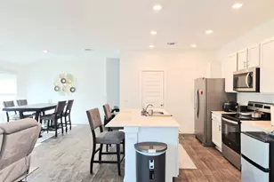 501 Elm Crk Dr, Hutto, TX 78634 - Photo 5