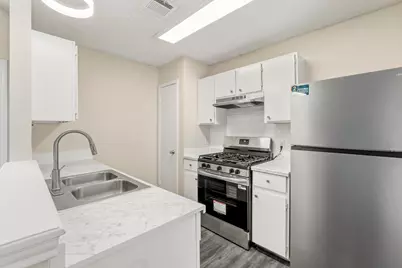 2000 Andover Drive, Round Rock, TX 78664 - Photo 9