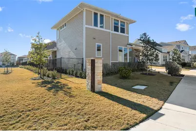 8419 Laughlin Lane, Austin, TX 78744 - Photo 35