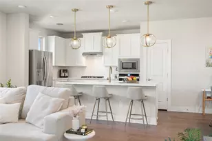 8419 Laughlin Ln, Austin, TX 78744 - Photo 9