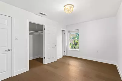 5718 Highland Hills Drive, Austin, TX 78731 - Photo 29