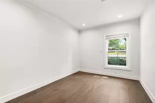 5718 Highland Hills Dr, Austin, TX 78731 - Photo 33