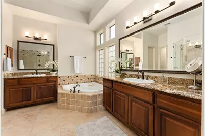 205 Emerald Ridge Drive, Austin, TX 78732 - Photo 17