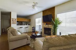 2313 Longview St, Austin, TX 78705 - Photo 3