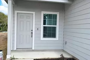 543 Gabbro Garden, San Marcos, TX 78656 - Photo 3