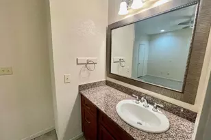 421 W San Antonio St, San Marcos, TX 78666 - Photo 17