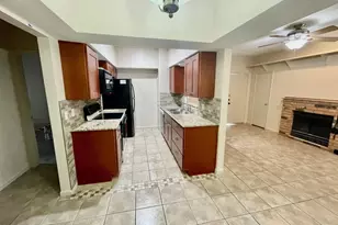 421 W San Antonio St, San Marcos, TX 78666 - Photo 7