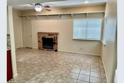 421 W San Antonio Street #J1, San Marcos, TX 78666 - Photo 9