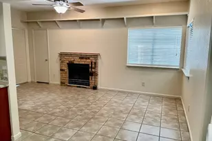 421 W San Antonio St, San Marcos, TX 78666 - Photo 9