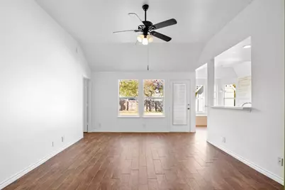 811 Lantana Lane, Leander, TX 78641 - Photo 5