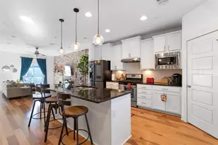 7203 Bassett Ct, Austin, TX 78741 - Photo 5