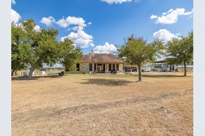 1801 County Road 470, Coupland, TX 78615 - Photo 29