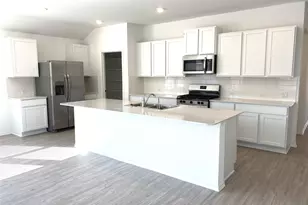220 Hummingbird Flight Dr, Georgetown, TX 78628 - Photo 5