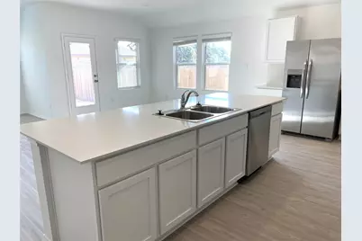 220 Hummingbird Flight Drive, Georgetown, TX 78628 - Photo 23
