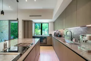 2309 S 4th St, Austin, TX 78704 - Photo 9