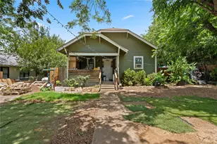 905 W 10th St, Georgetown, TX 78626 - Photo 1