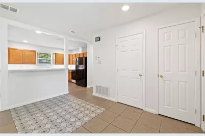 2409 Glen Springs Way, Austin, TX 78741 - Photo 7