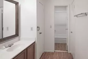 421 W San Antonio St, San Marcos, TX 78666 - Photo 11