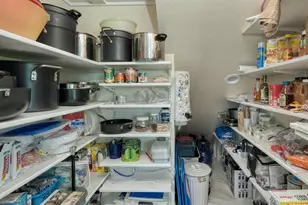 2409 Pecan St, Bastrop, TX 78602 - Photo 15