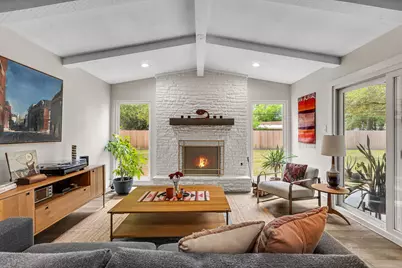 908 Merritt Drive, Lockhart, TX 78644 - Photo 5