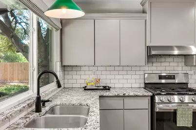 908 Merritt Drive, Lockhart, TX 78644 - Photo 15