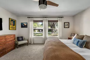 908 Merritt Dr, Lockhart, TX 78644 - Photo 19