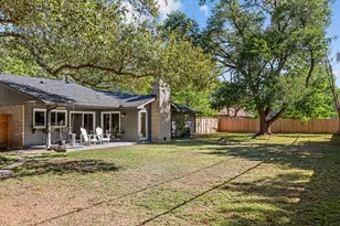 908 Merritt Dr, Lockhart, TX 78644 - Photo 35