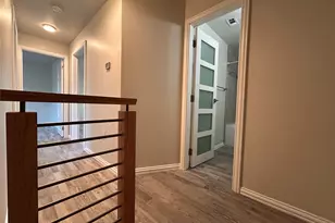 8922 Trone Cir, Austin, TX 78758 - Photo 11