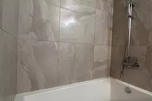 8922 Trone Cir, Austin, TX 78758 - Photo 13