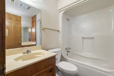 708 Hunter Drive, Rockdale, TX 76567 - Photo 13