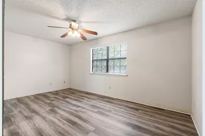 708 Hunter Drive, Rockdale, TX 76567 - Photo 9