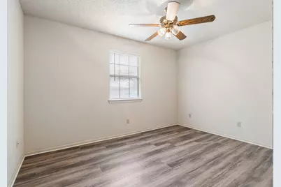 708 Hunter Drive, Rockdale, TX 76567 - Photo 11