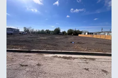 704 E Pecan Street, Granger, TX 76530 - Photo 1