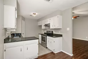 12302 Havelock Dr, Austin, TX 78759 - Photo 13