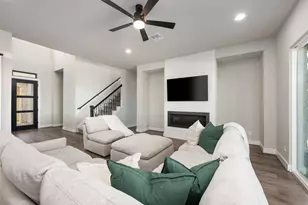 204 Roseleaf Ct, Liberty Hill, TX 78642 - Photo 11
