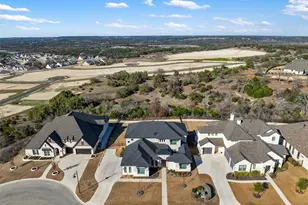 204 Roseleaf Ct, Liberty Hill, TX 78642 - Photo 33