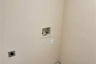 205 Rinehardt St, Hutto, TX 78634 - Photo 25