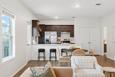 7101 Spirit Hill Road, Austin, TX 78744 - Photo 15